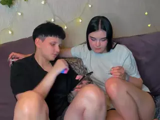 Raven-Radiant's Live Sex Cam Show