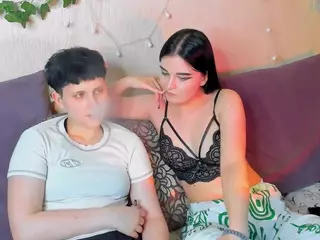 Raven-Radiant's Live Sex Cam Show