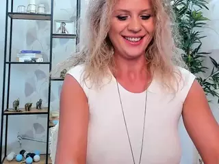 SinnerEly's Live Sex Cam Show