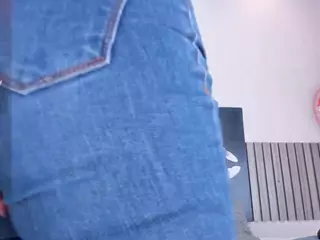 Zoe-S's Live Sex Cam Show
