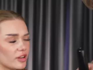 EadlinBeecham's Live Sex Cam Show