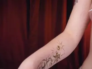 Leila's Live Sex Cam Show