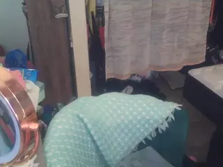 squirtg0dd3ssxxxx's Live Sex Cam Show