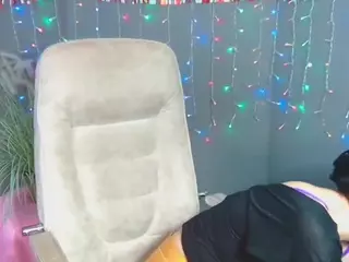 CameronEnns's Live Sex Cam Show