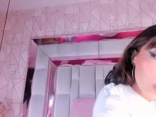 Almawescott's Live Sex Cam Show