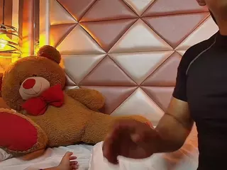 honeys-fx's Live Sex Cam Show