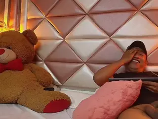 honeys-fx's Live Sex Cam Show