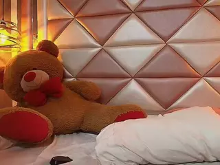 honeys-fx's Live Sex Cam Show
