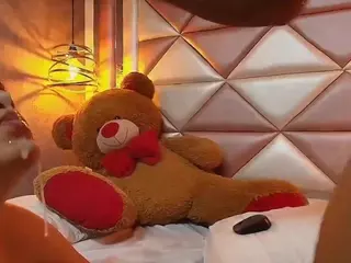 honeys-fx's Live Sex Cam Show