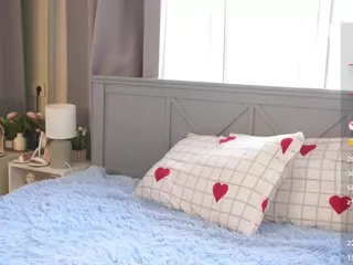 Lina's Live Sex Cam Show
