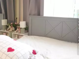 Lina's Live Sex Cam Show