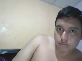 juanalber010's Live Sex Cam Show