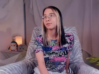 MilaMounberry's Live Sex Cam Show