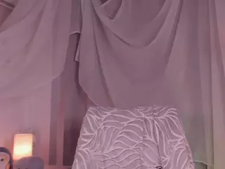 MilaMounberry's Live Sex Cam Show