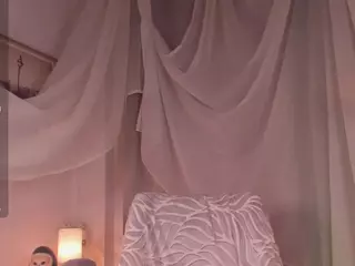 MilaMounberry's Live Sex Cam Show