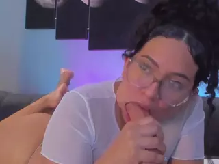 tatii-moon's Live Sex Cam Show