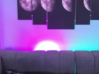 tatii-moon's Live Sex Cam Show