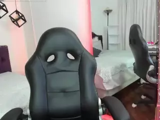 aleja17xxx's Live Sex Cam Show