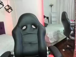 aleja17xxx's Live Sex Cam Show