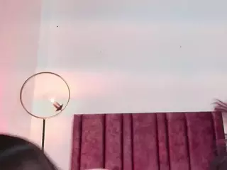 AlessaRoma's Live Sex Cam Show