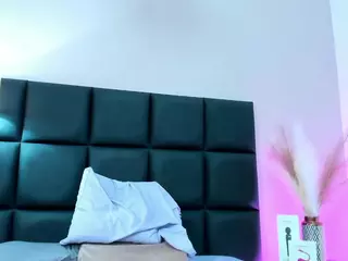 AlessaRoma's Live Sex Cam Show