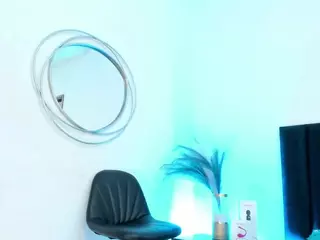 AlessaRoma's Live Sex Cam Show