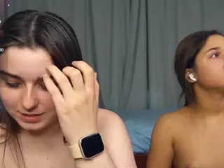 Stacy and Sunn's Live Sex Cam Show
