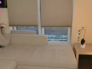 EdlaCowee's Live Sex Cam Show