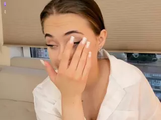 EdlaCowee's Live Sex Cam Show