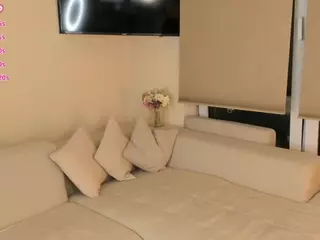 EdlaCowee's Live Sex Cam Show