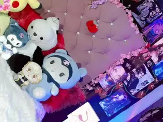 Jadee-Williamss's Live Sex Cam Show