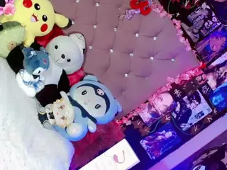 Jadee-Williamss's Live Sex Cam Show