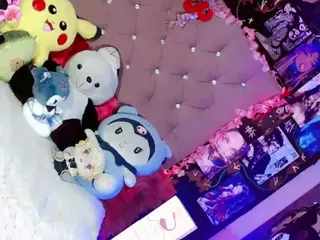 Jadee-Williamss's Live Sex Cam Show