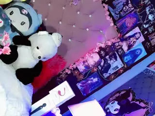 Jadee-Williamss's Live Sex Cam Show