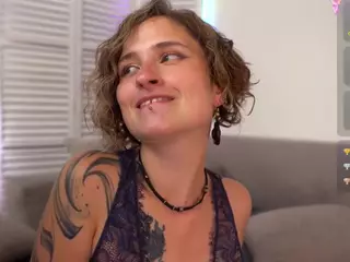 Maya-Rouse's Live Sex Cam Show