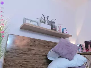 sophia-martinezz's Live Sex Cam Show