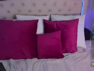 annie-russel's Live Sex Cam Show