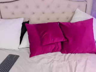 annie-russel's Live Sex Cam Show