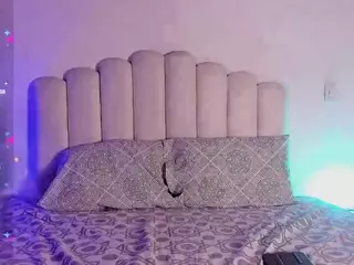 AnnyArango's Live Sex Cam Show