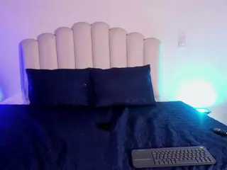 AnnyArango's Live Sex Cam Show