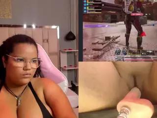 Mhia-Rey's Live Sex Cam Show
