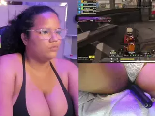 Mhia-Rey's Live Sex Cam Show