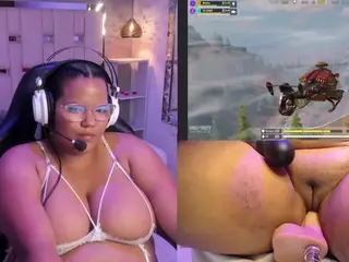Mhia-Rey's Live Sex Cam Show