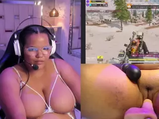 Mhia-Rey's Live Sex Cam Show