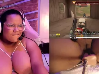 Mhia-Rey's Live Sex Cam Show