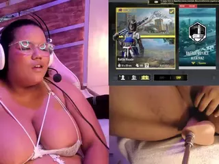 Mhia-Rey's Live Sex Cam Show