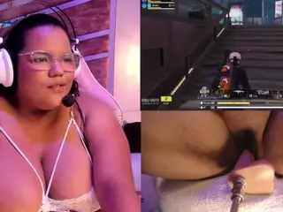Mhia-Rey's Live Sex Cam Show