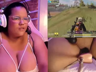 Mhia-Rey's Live Sex Cam Show