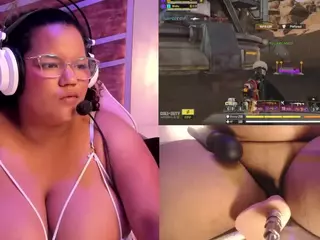 Mhia-Rey's Live Sex Cam Show