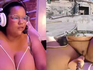 Mhia-Rey's Live Sex Cam Show